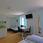 Bed & Breakfast River Sankt Moritz